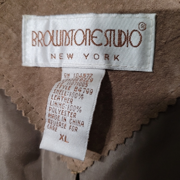 Suede Leather Jacket 🧥 - Picture 2 of 12